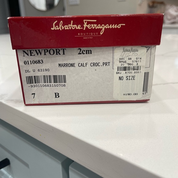 Ferragamo Newport 2 cm Martine Calf Croc PRT Size 7B - Picture 2 of 13